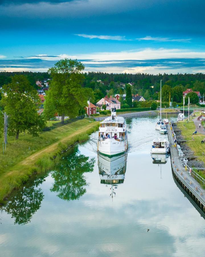 Goeta Hotell Borensberg エクステリア 写真